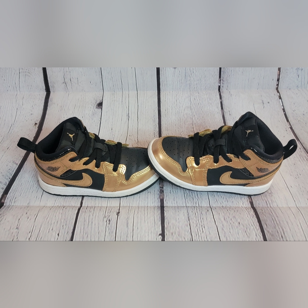 Jordan Kids Sneakers Black and Gold